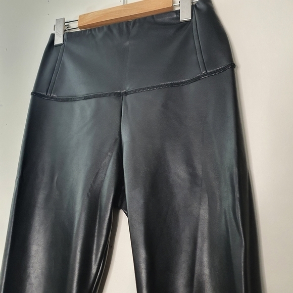 Priv Astrid Vegan Leather High Rise Black Legging Size S - Picture 4 of 10